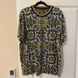 Dolce and Gabbana T shirt